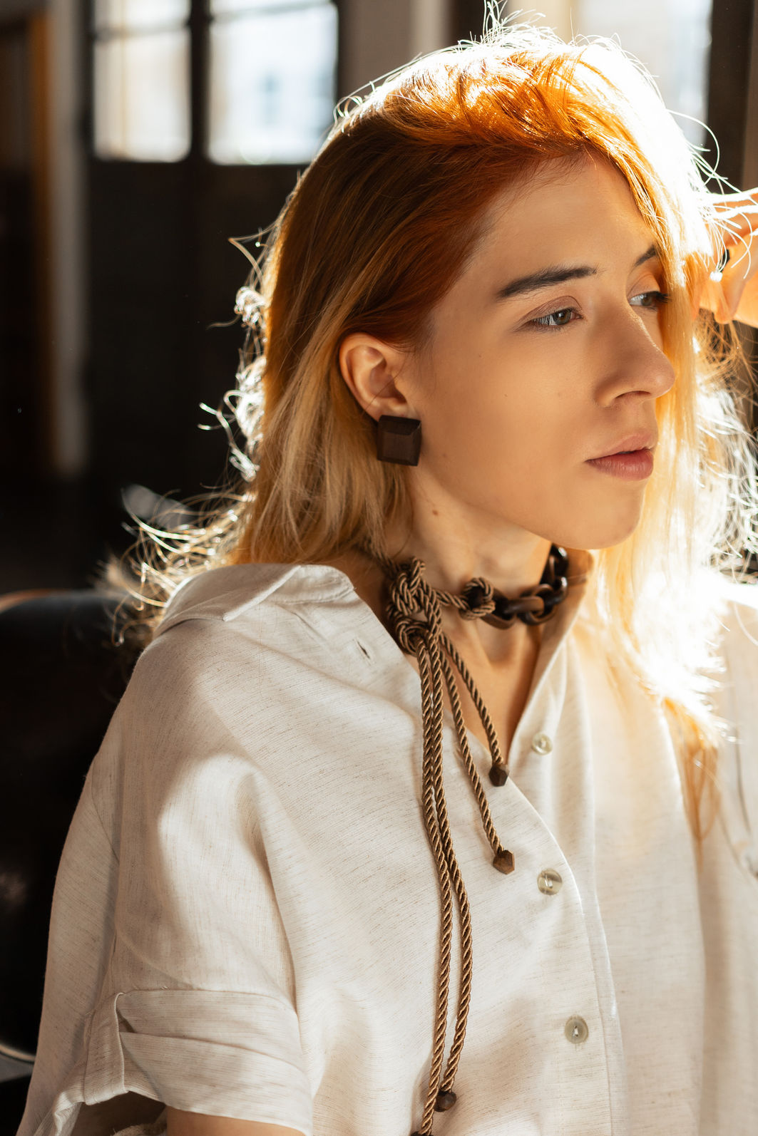 Colar de madeira Elos