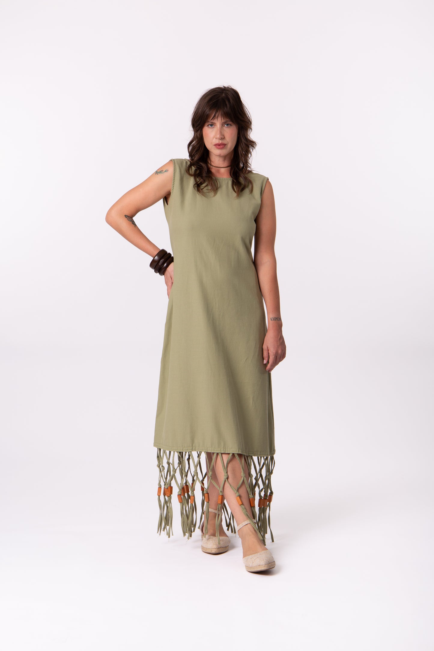 Vestido Regata com barra de macramê