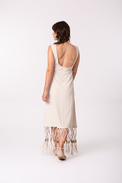 Vestido Regata com barra de macramê