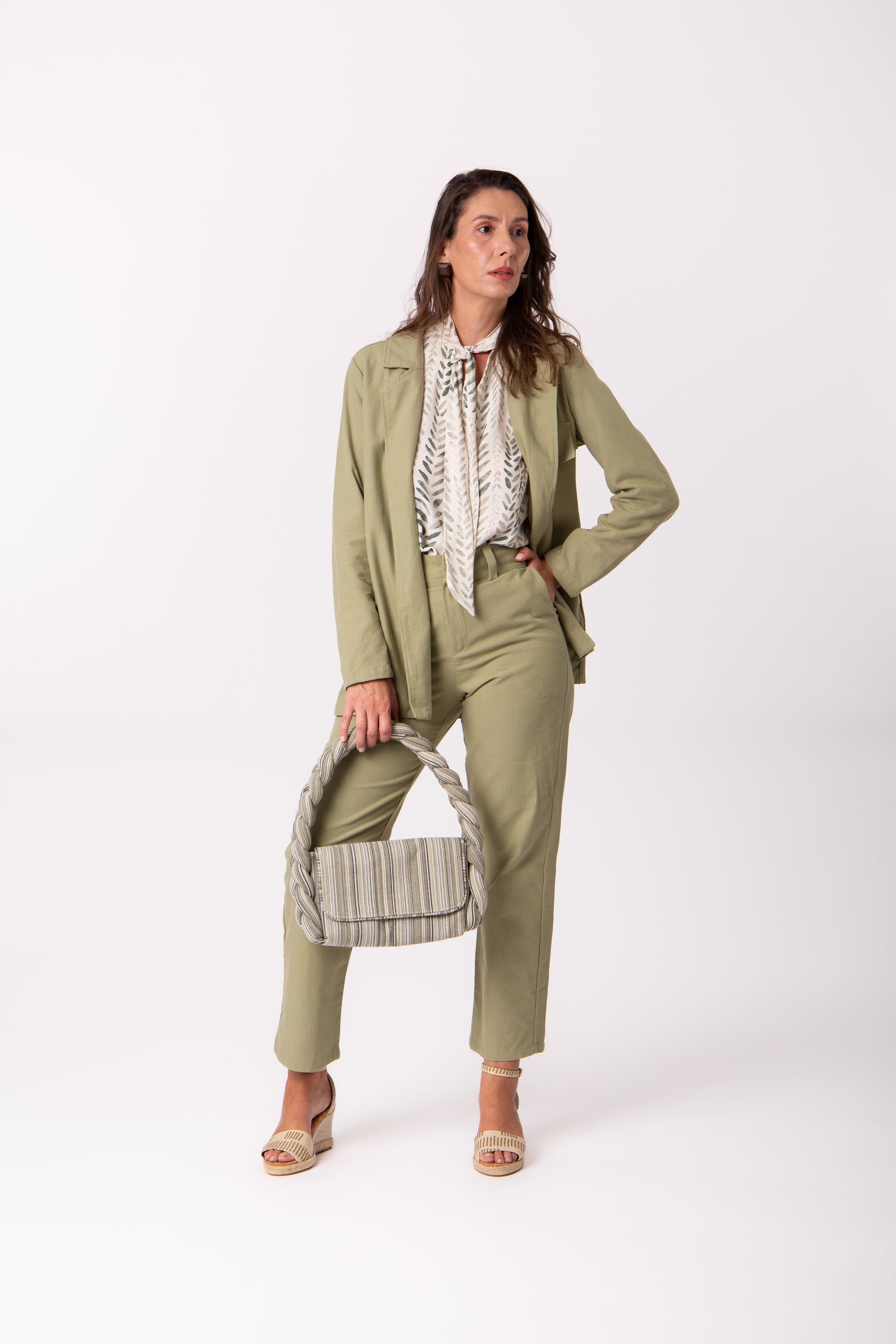 Conjunto alfaiataria verde pistache