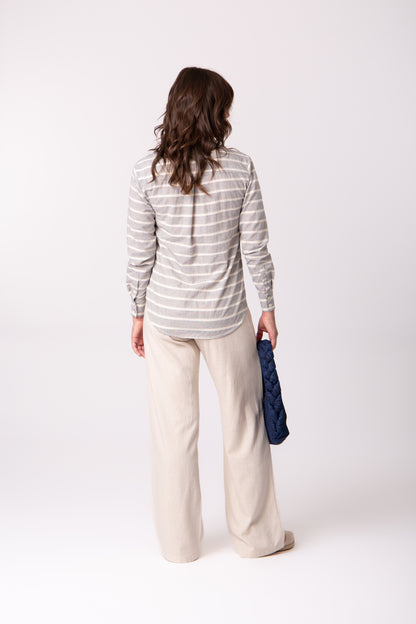 Calça alfaiataria ampla