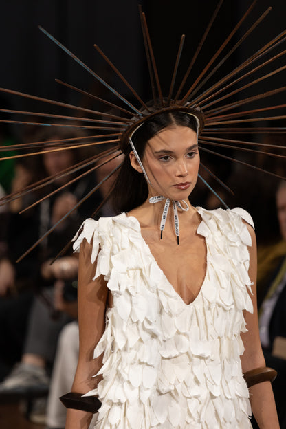 Vestido Pétalas off white