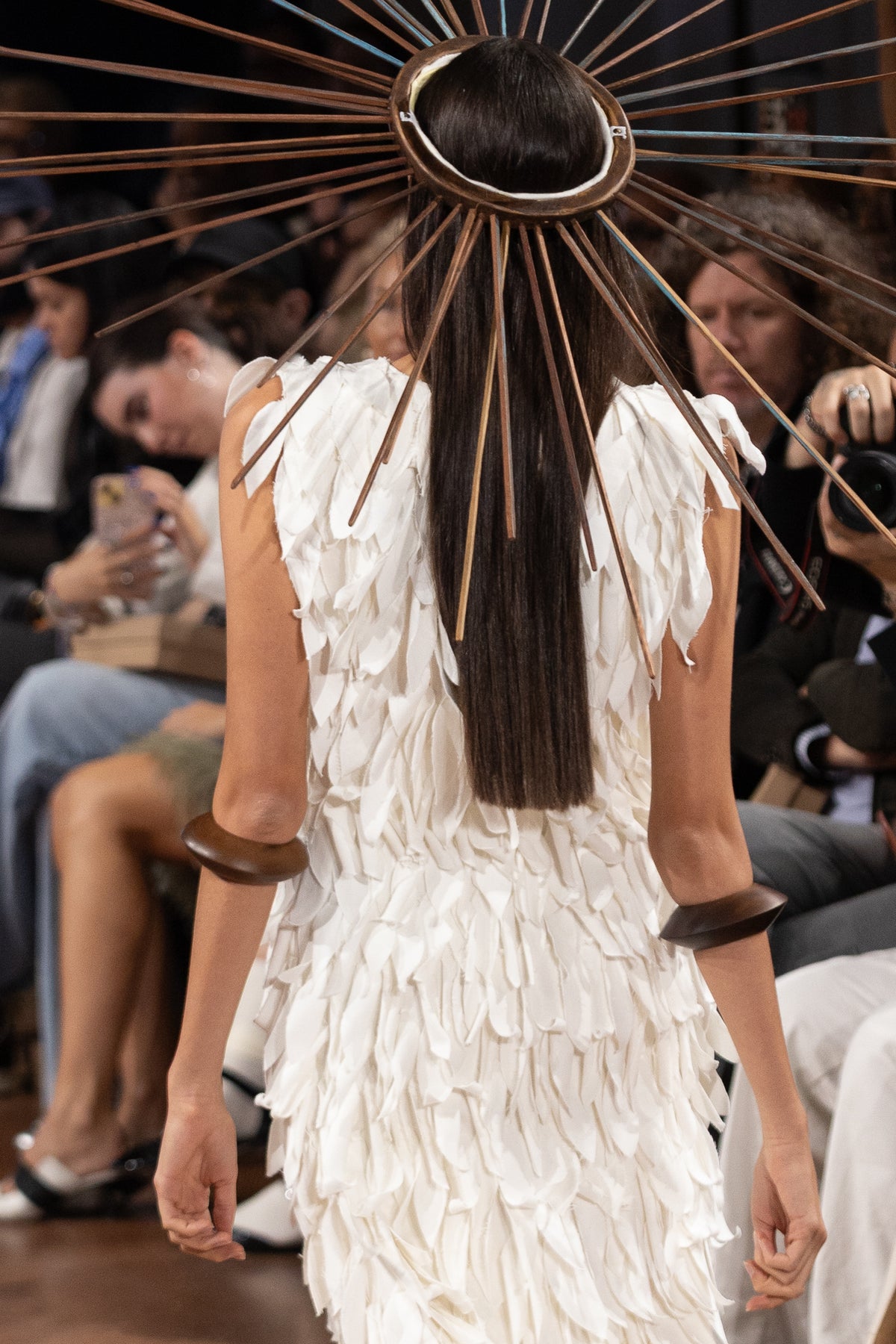 Vestido Pétalas off white