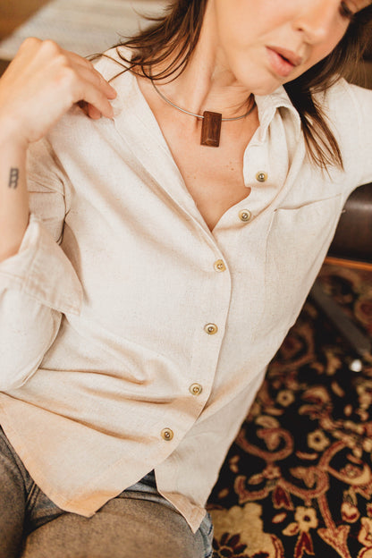 Camisa clássica com gravata opcional