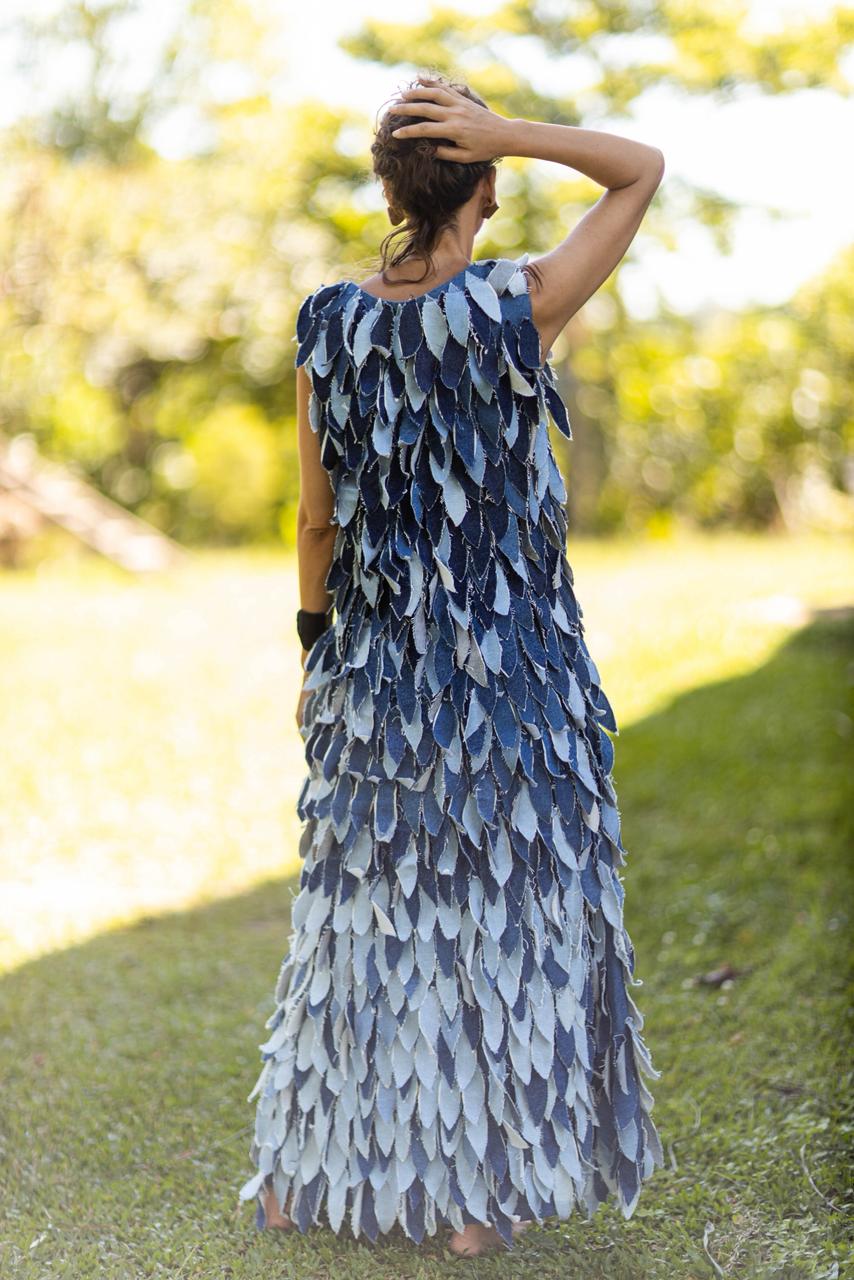 Vestido Pétalas